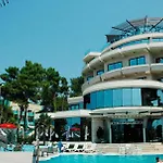Vela Hotel Restaurant